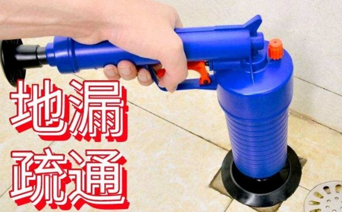 胡场镇疏通地漏